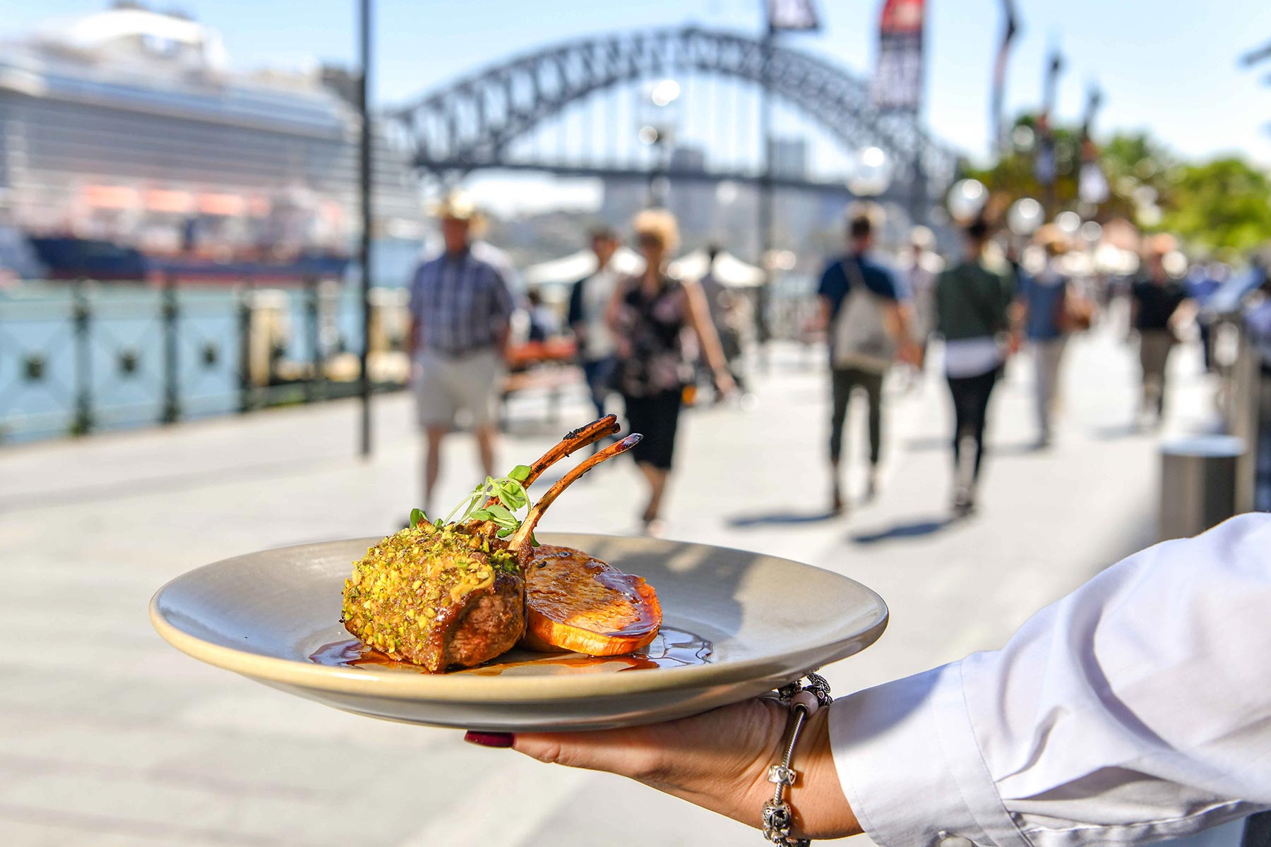 Eastbank Cafe Restaurant – roasted lamb on Circular Quay promenade